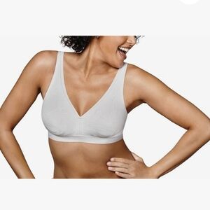 Playtex 4690 18-Hour Wireless Full Coverage Bra Size 36D White New
